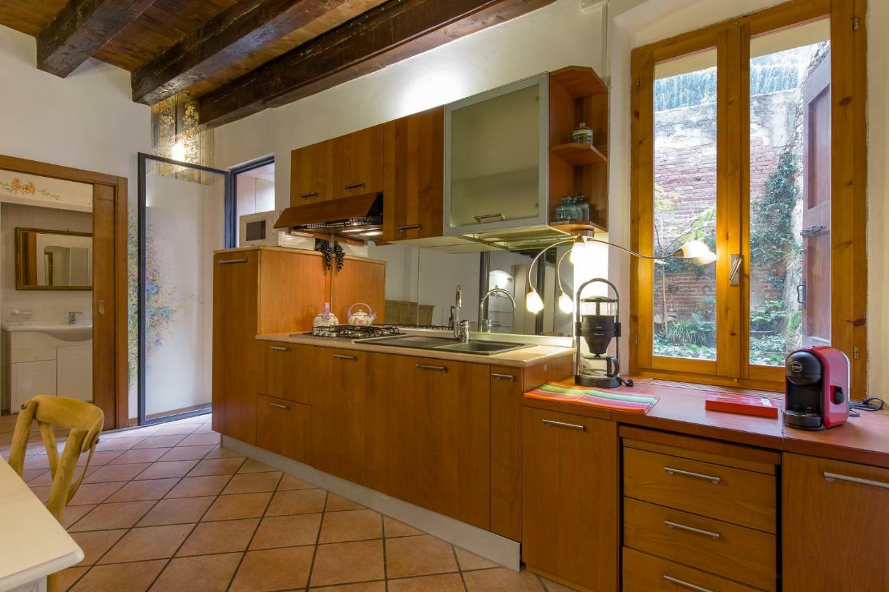 Casa Al Teatro Apartment Verona Ngoại thất bức ảnh